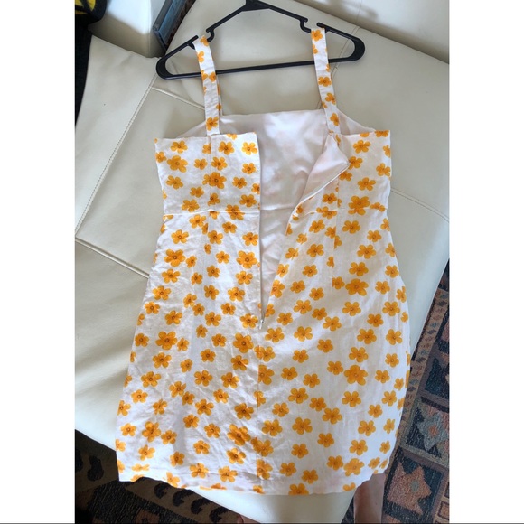 NWOT Forever 21 Floral Dress - Picture 2 of 3